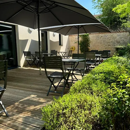 מלון Des Halles 3*