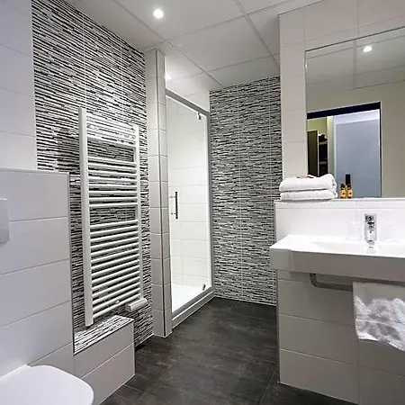 Des Halles Hotel