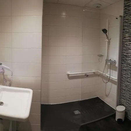 מלון Des Halles דיז'ון