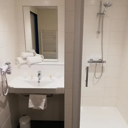 Des Halles Hotel
